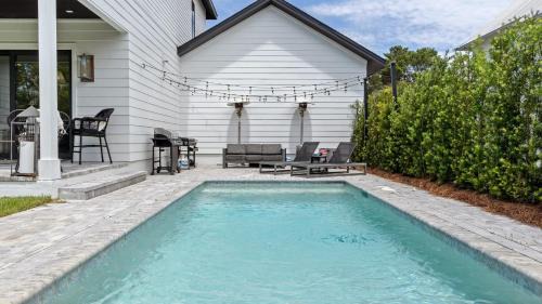 Gulfview Heights Casa | 30A Good Vibes by AvantStay Private Pool Bikes Beach Access