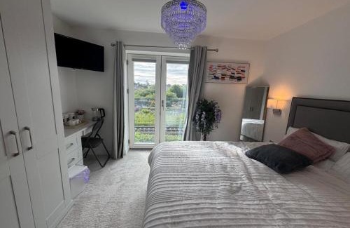 Shrewsbury Apartamento | 30ALBPL 2 Bedroom Flat Free Parking