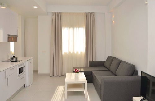 Santa Cruz de Tenerife Apartamento | 30m2 distribuidos en acogedores espacios abiertos y luminosos.