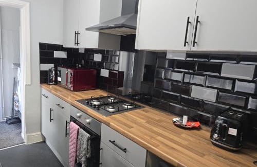 Burslem Apartamento | 30mins from Alton Towers - Panama Apartments Lodge