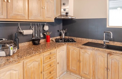 Dax Casa | 30mn from beaches, large 8-room house with Andalusian patio and private pool.