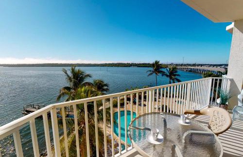 St. Petersburg - Clearwater Casa | 312 - Boca Ciega Resort