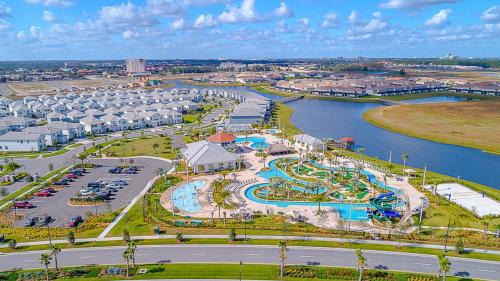 Historic Downtown Kissimmee Apartamento | 3120-206DR STOREY LAKE, CONDO 2/2 GARDEN VIEW