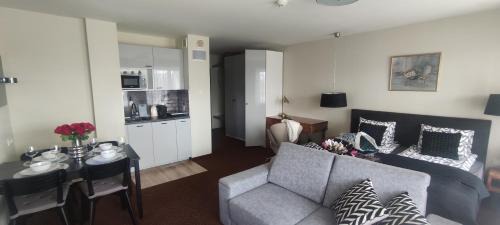 West Pomeranian Voivodeship Apartamento | 313 w PIĘCIOGWIAZDKOWYM HOTELU ROYAL TULIP SAND plaża 200 m DOBRUK APARTAMENTY