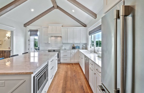 Kedron Casa | 32 Acre Farm at Maven Stables ｜Spring Hill