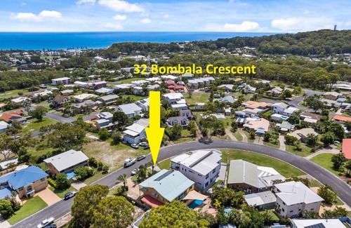 Rainbow Beach Casa | 32 Bombala Crescent Rainbow Beach Aircon Pool Pets welcome