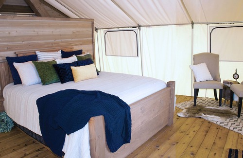 Camp Verde Alquiler De RV | 320 Safari Luxury Tent - Couples Getaway