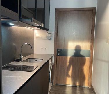 Pinang Apartamento | 3209 Modern cozy 1Br fit4 suite CBD alsut