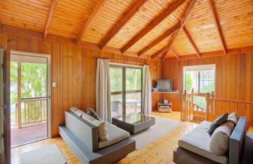 Rainbow Beach Casa | 33 Cooloola Drive Rainbow Beach