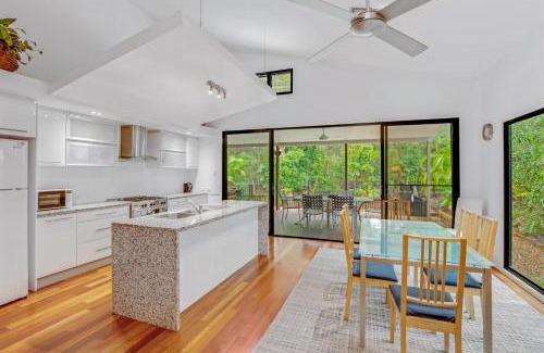 Rainbow Beach Casa | 33 Esprit Drive Rainbow Beach