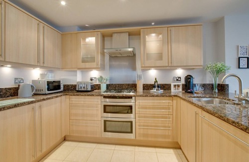 West Bay Apartamento | 33 Quayside - Dos Habitaciones Piso, Capacidad 4