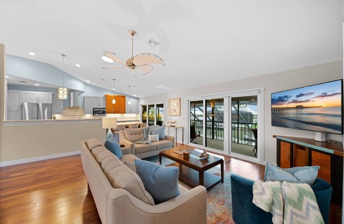 Vanderbilt Beach Casa | 332 Flamingo Waters |Vanderbilt Beach|Heated Pool