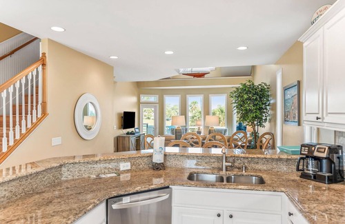 Saint Helena Island Casa | 332 Ocean Point