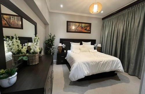 Brooklyn Casa | 337 Justice Mahomed Guest House