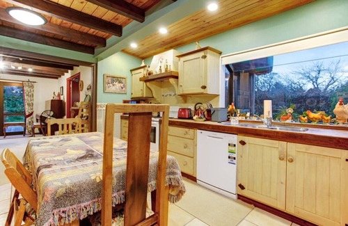 Whitford Casa | 338 Clifton Road, Whitford, Auckland 2571