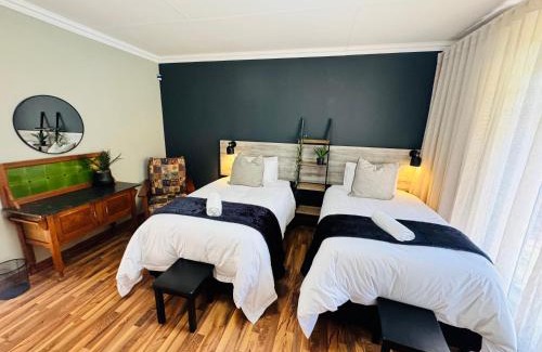 Flora Park Casa | 34 Saligna st - 6 Guests Self Catering