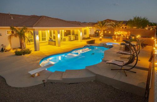 Foothills Casa | 3400 SqFt House W/40Ft Heated Pool/Spa- Strip View