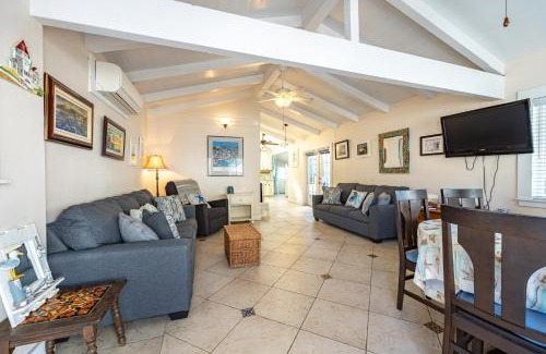 Avalon Casa | 346S 346 Sumner