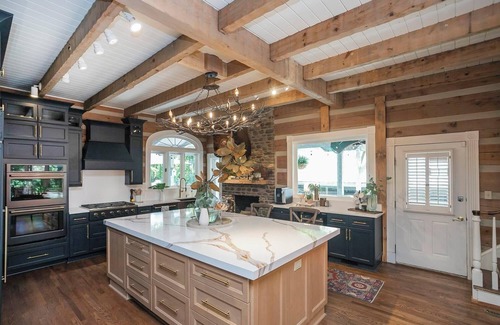 Kingston Springs Villa | 35 Acre Villa w/ Pool, Spa, Game Room & Gym + Near Golf Club | La Pearla Ranch