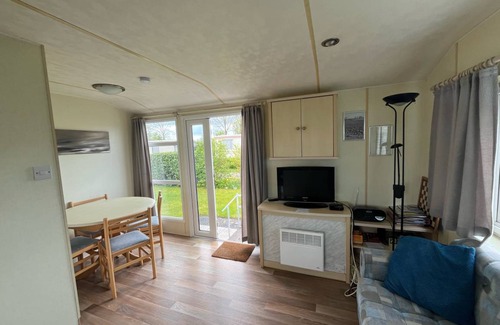 Nieuwvliet Chalet De Esquí | 35 m² Chalet ∙ 2 habitaciones ∙ 4 huéspedes