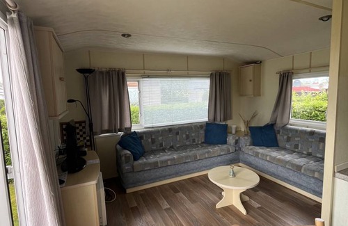 Nieuwvliet Chalet De Esquí | 35 m² Chalet ∙ 2 habitaciones ∙ 4 huéspedes