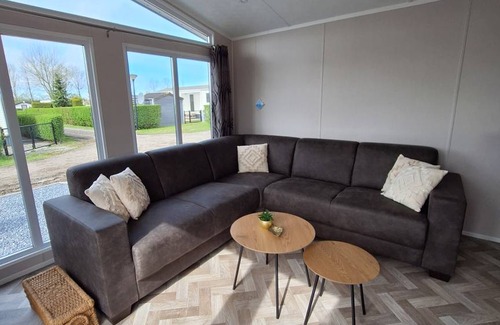 Nieuwvliet Chalet De Esquí | 35 m² Chalet ∙ 2 habitaciones ∙ 4 huéspedes