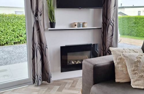 Nieuwvliet Chalet De Esquí | 35 m² Chalet ∙ 2 habitaciones ∙ 4 huéspedes