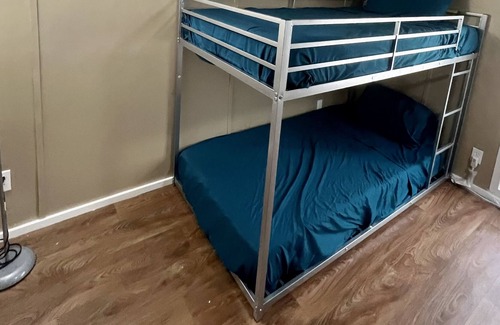 Picayune Casa | 35 mins to Nola, Casinos, Beaches. Sleeps 6 people.