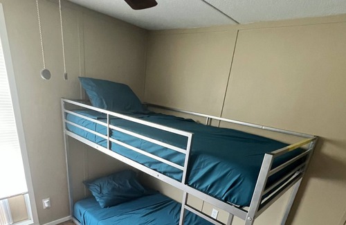 Picayune Casa | 35 mins to Nola, Casinos, Beaches. Sleeps 6 people.