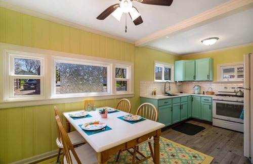 Spring Grove Cabaña | ***$350 Security Deposit must be sent to Host prior to check-in in order to receive the code for the