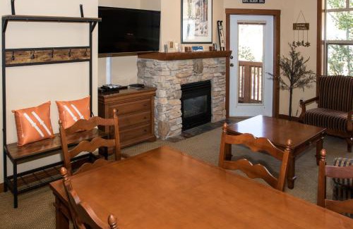 Snowbird Apartamento | 3505 - One Bedroom Den Standard Powderhorn Lodge condo