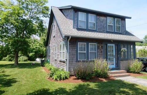 Harwich Port Casa | 36 Cross Street Harwich Port Cape Cod - - Gone Coastal