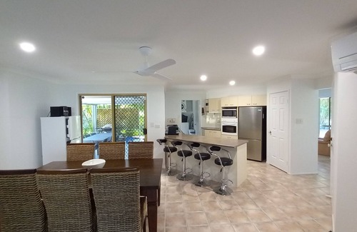 Rainbow Beach Casa | 36 Cypress Avenue - Rainbow Beach
