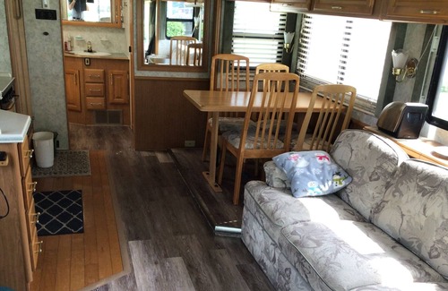 Wood Islands Casa | 36’ Motorhome, beautifully equipped for your comfort and