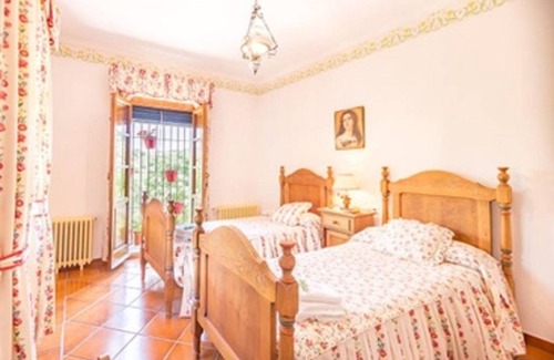 Priego de Córdoba Casa | 360 m² Casa ∙ 4 habitaciones ∙ 10 huéspedes