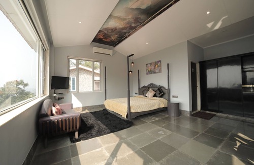 Kune N.m. Hotel | 360 South, Khandala