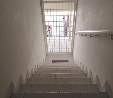 Taman Kota Laksamana Apartamento | 365 House by D'Laksamana