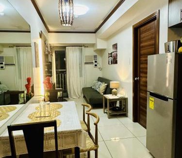 Cebu Apartamento | 36T2 Chic Corner, Horizons 101, Cebu City
