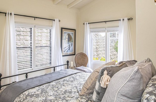Northwest Carmel Apartamento | 3795 The Artist's Way 1 Bedroom Apts by Redawning