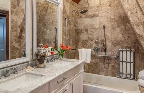 Northwest Carmel Apartamento | 3796 The Madden Suite 2 Bedroom Apts by Redawning