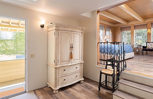 Northwest Carmel Apartamento | 3797 Pine Place 2 Bedroom Apts by Redawning