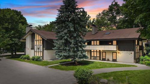 Boyne Falls Casa | 379A Mountain Villa