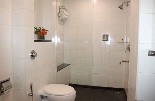 Sheshadripuram Hotel | 37th Crescent Hotel