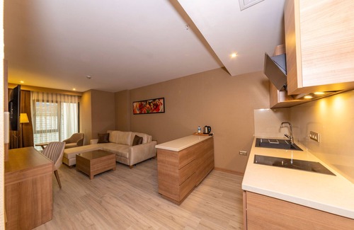 Cumhuriyet Hotel | 38 Hotel