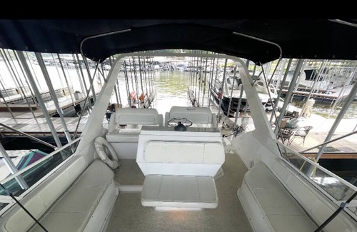 Lake Ozark Alquiler De Eote | 38' Unique Boat Hotel Honeymoon Suite
