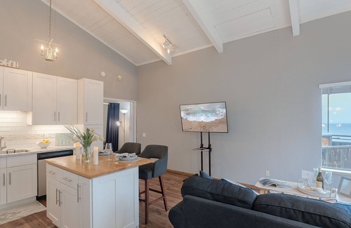 Monterey Condominio | 3870 Sand Castle - Ocean Front, Pools, Hot Tubs