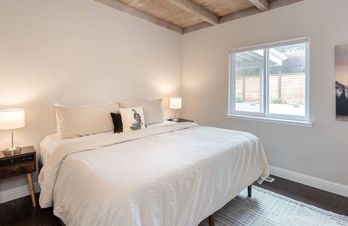 Del Monte Forest Casa | 3890 Cypress Rest 3 Bedroom Home by Redawning