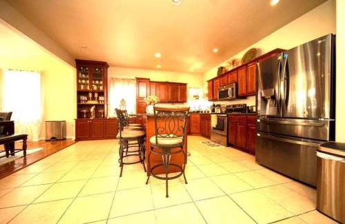 Roxborough Casa | 389G 1 BR Standard bedroom