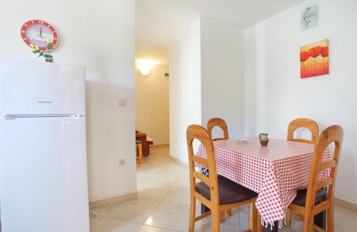 Zivogosce Apartamento | 39 m² Apartamento ∙ 2 habitaciones ∙ 5 huéspedes
