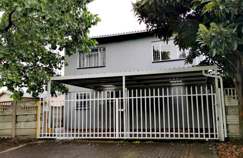 Secunda Apartamento | 39A Spacious 2 Bedroom Duplex Apartment